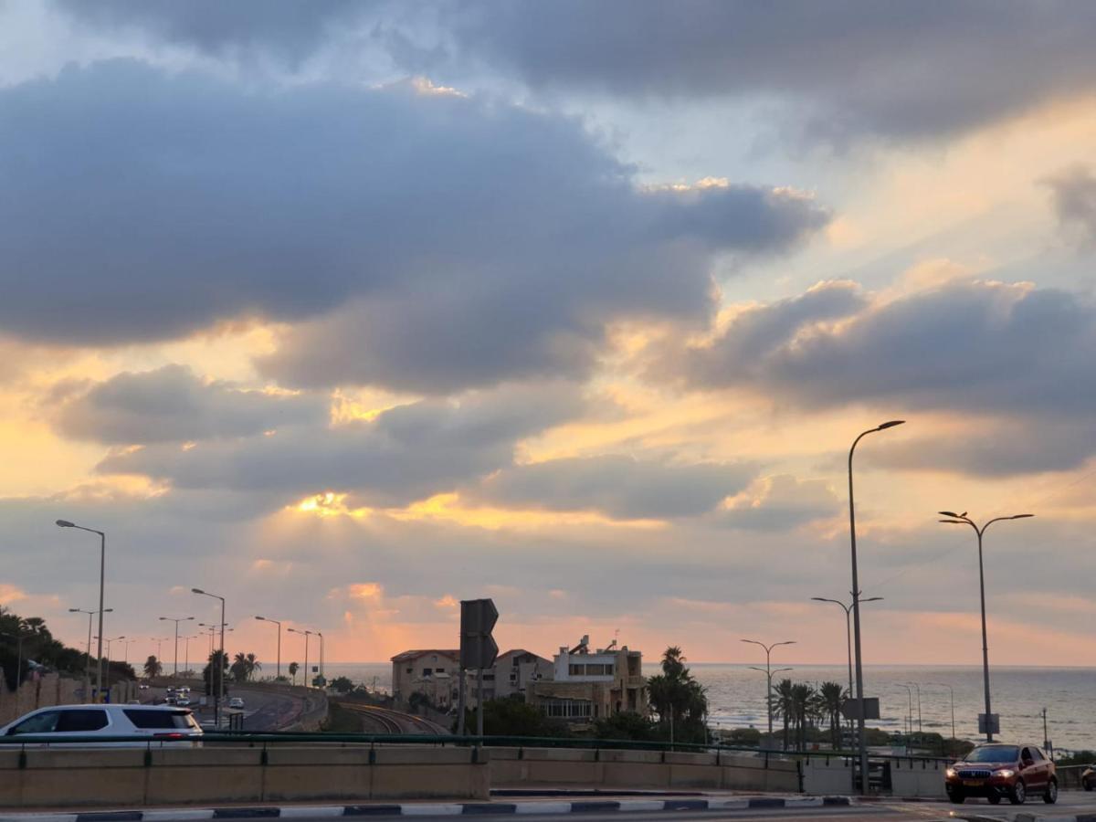 Blue Sky Hotel Haifa Kültér fotó